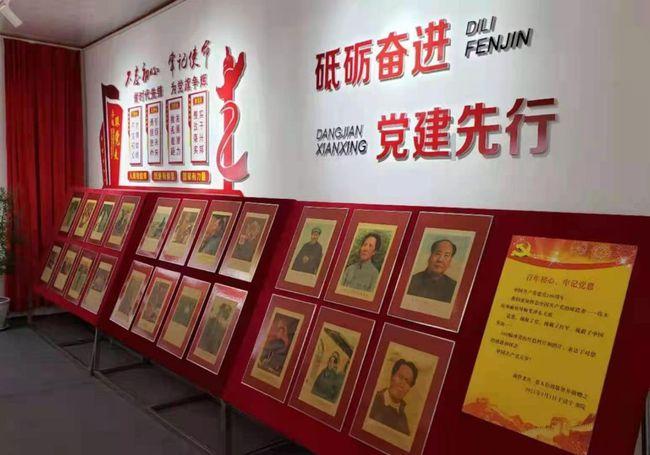 集装箱货运列车拼图